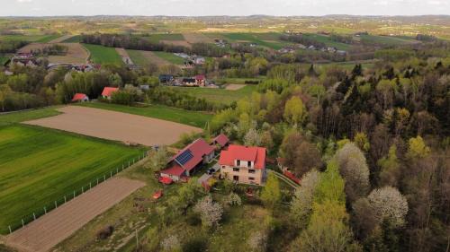 Czchow Apartment | Family-Friendly Agroturystyka u Babci - Guest Rated 9.4