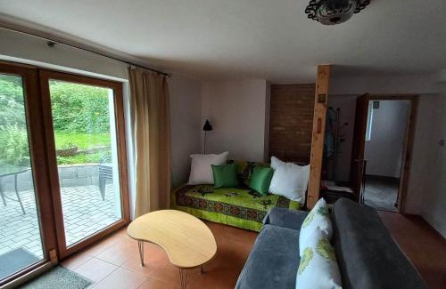 Czchow Apartment | Family-Friendly Agroturystyka u Babci - Guest Rated 9.4