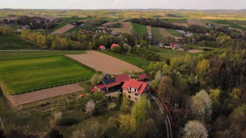 Czchow Apartment | Family-Friendly Agroturystyka u Babci - Guest Rated 9.4
