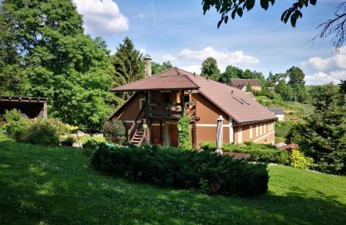 Jezow Sudecki House | Pet-Friendly Retreat at Agroturystyka Ulima - 8/10 Rated