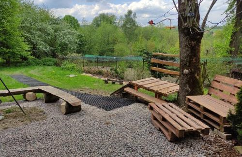 Stryszow Apartment | Top-Rated Agroturystyka Zielona Dolinka with Family Amenities