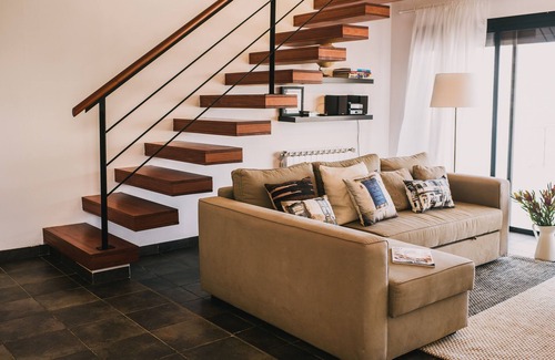 Agua-Garcia House | Reconnect with Nature at AGUA in CALMA Retreat