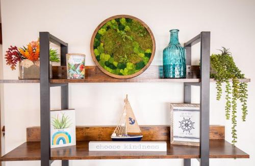 Dillon Beach House | Pet-Friendly Agua La Vista with Ocean Views & BBQ Grill