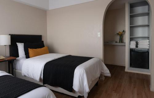 Trelew Hotel | Pet-Friendly Aguada Hotel with Breakfast & Hot Tub Access