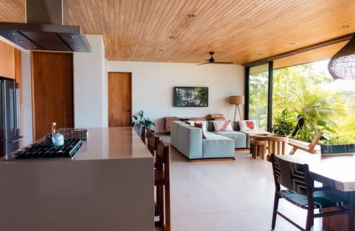 Santiago House | Aguamadera Villas: Breathtaking Valley & Ocean Views