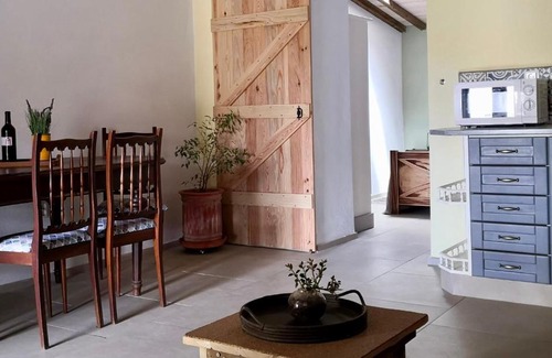 Aguas Belas House | Discover Aguas Belas b&be T1 Green: Family-Friendly Retreat