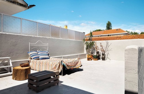 Lordelo do Ouro e Massarelos House | Family-Friendly Aguda's House with BBQ and Pet Amenities