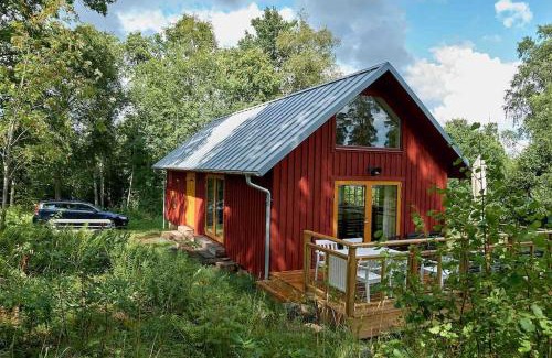 Agunnaryd House | Guest Rated 9.7: Agundaborg Lake Cottage for Families