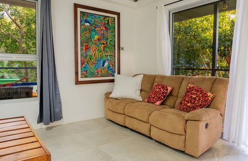 Rio Naranjo Bed & Breakfast | Discover Agutipaca B&B: Guest Rated 9.8 with Pool & Spa