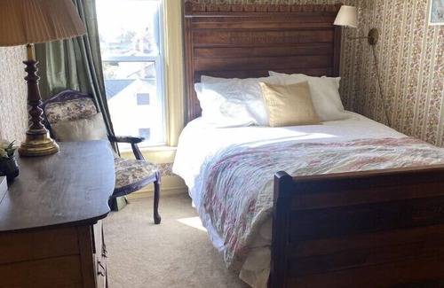 Wabasha Hotel | Guest Rated 10/10: AH #33 with Spa & Family-Friendly Amenities