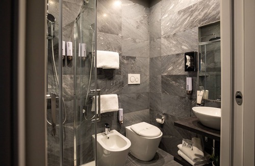 San Babila Hotel | Eco-Friendly Aiello Hotels - Duomo with Spa & Breakfast