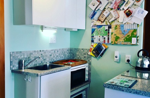 Nelson Bed & Breakfast | Eco-Friendly Ah House Nelson City B&B with Top Amenities