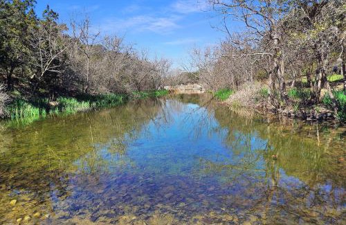 Wimberley House | Experience Bliss at Our 4-Star Family-Friendly Retreat