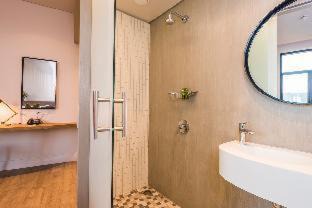 Knysna Central Hotel | Explore aha The Rex Hotel: 4-Star Comfort with Pool Access