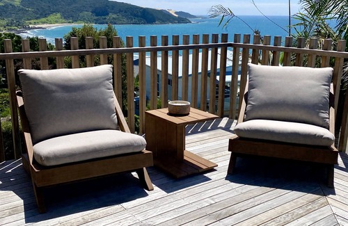 Ahipara House | Relax at Ahipara Beach Pad with Ocean View & Spa Retreat