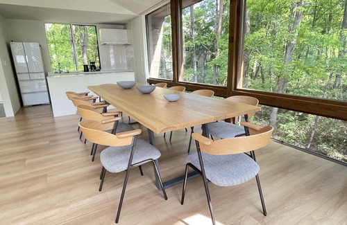Hakuba Ski Chalet | Top-Rated Ahiru Chalet: Pet-Friendly Retreat with Pool