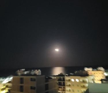 Safaga Apartment | Discover Ahmed House: Oceanfront Bliss with Pool Access