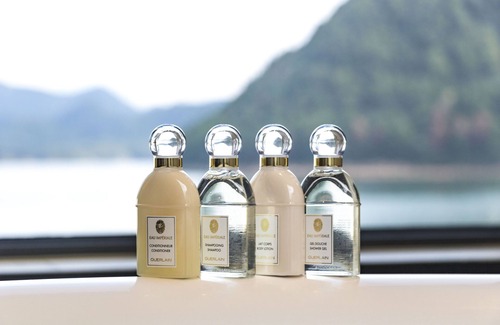 Chun'an Hotel | Experience Ahn Lan Qiandaohu: 5-Star Pool & Spa Retreat