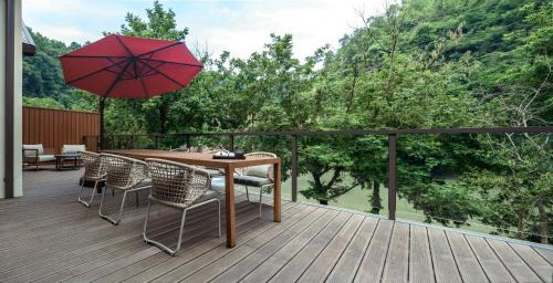 Shaoxing Hotel | Elegant Ahn Lan Xinchang: Pool, Spa & Family-Friendly Stay