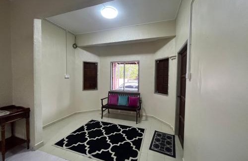 Kampung Jaya House | Discover AHZA My Homestay Kemaman - Child-Friendly Retreat