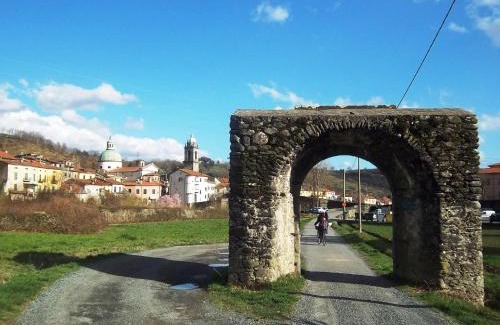 Pontremoli Bed & Breakfast | Pet-Friendly Escape at B&B Ai Chiosi with Great Reviews