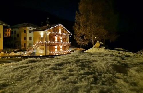 Caralte House | Guest Rated 9.4: Family-Friendly Stay at Ai Larici
