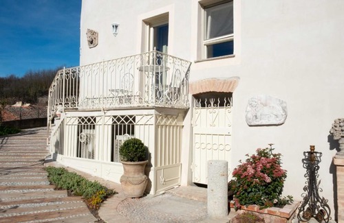 Ottiglio Apartment | Elegant Ai Leoni Ruggenti - Suite dei Tesori Antichi