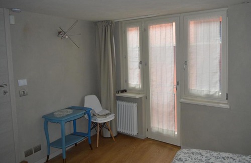 Cavour Apartment | Family-Friendly Retreat at Ai piedi della Rocca - Rated 10/10