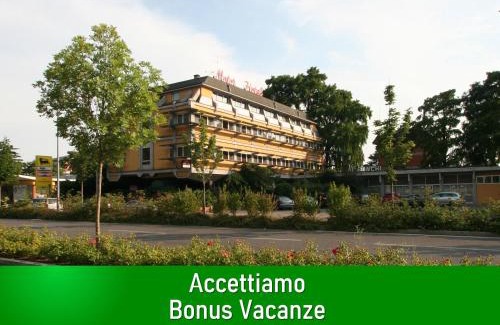 Porta Venezia Hotel | Discover Ai Ronchi Motor Hotel Brescia: Pet-Friendly Retreat