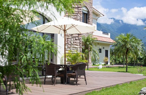 Chishang House | Family-Friendly Ai Ruo Mi B&B with Kitchen Access
