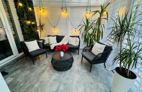Iasi Apartment | Feel at Home in Aici te simți ca acasa - 4-Star Retreat