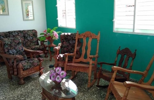 Municipality of Cienaga de Zapata House | Discover Aida y Miguel: Family-Friendly with Spa & Dining