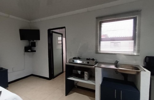 Acornhoek House | Discover Aidah Residents Guest House for Your Next Stay