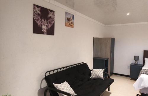 Acornhoek House | Discover Aidah Residents Guest House for Your Next Stay