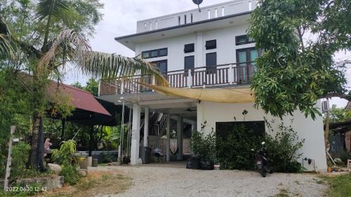 Haji Ismail House | Inviting AIDAN HOME: Private Indoor Pool for Family Fun
