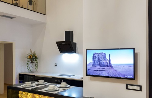 Kalamata Apartment | Aigli Seafront Loft: Bespoke Design with Breakfast Included