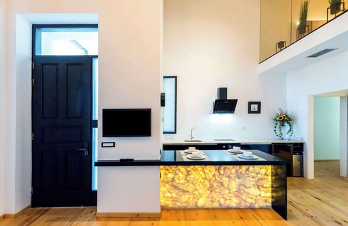 Kalamata House | Seafront Loft: Design Retreat with Breakfast & Kid-Friendly Perks