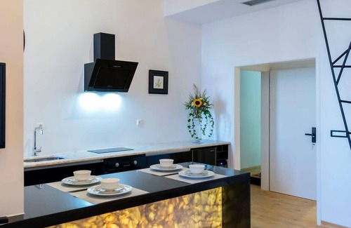 Kalamata House | Seafront Loft: Design Retreat with Breakfast & Kid-Friendly Perks