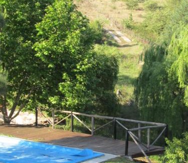 San Clemente Ski Chalet | Pet-Friendly Aike Cabañas de Montaña with Hot Tub & Pool