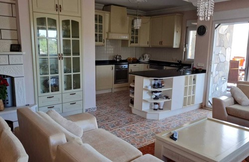 Avsallar Villa | Family-Friendly Villa with Hot Tub and Pet Amenities