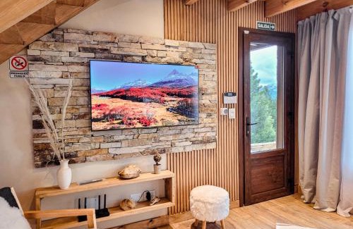 San Martin de los Andes Ski Chalet | Top-Rated Ailen de los Andes Deluxe with Hot Tub & Family Perks