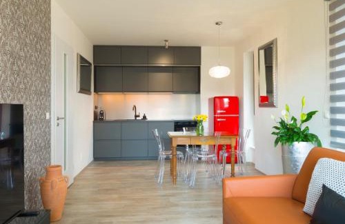 Jihlava Apartment | Top-Rated AIMÉE by HOME - Boutique Apartment Experience