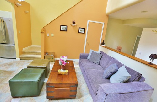 Kaslo House | Top-Rated Ainsworth Lakefront Getaway with Pool & Spa