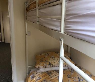 Belfast House | Family-Friendly Ainsworth Place: Guest Rated 9/10