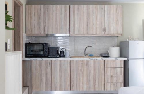 Agios Dimitrios Apartment | Inviting AIOLOS Agios Dimitrios Center Apartment for Families
