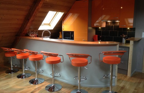 Saint-Etienne-de-Cuines Apartment | Spacious Air-Conditioned Apartment for 12 in Cyclo-Maurienne