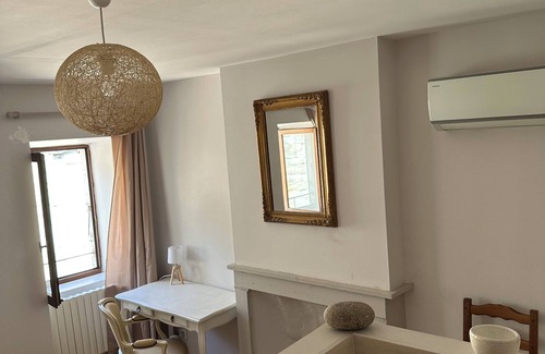 Largentiere House | Renovated Character House with Lake View & Free WiFi