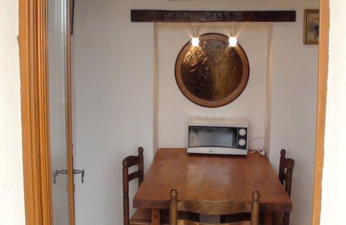 Roussillon Apartment | Cozy Country Cottage with Pool and Terrace in Luberon