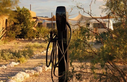 Study Butte-Terlingua House | Relaxing Retreat Near Big Ben with Spa & Kitchen Amenities