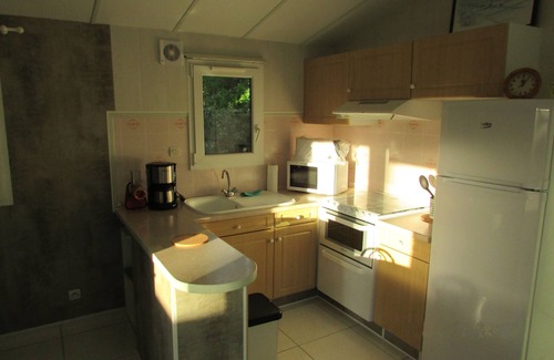 Soulac-sur-Mer Ski Chalet | Air-conditioned chalet, heated swimming pool, pets allowed